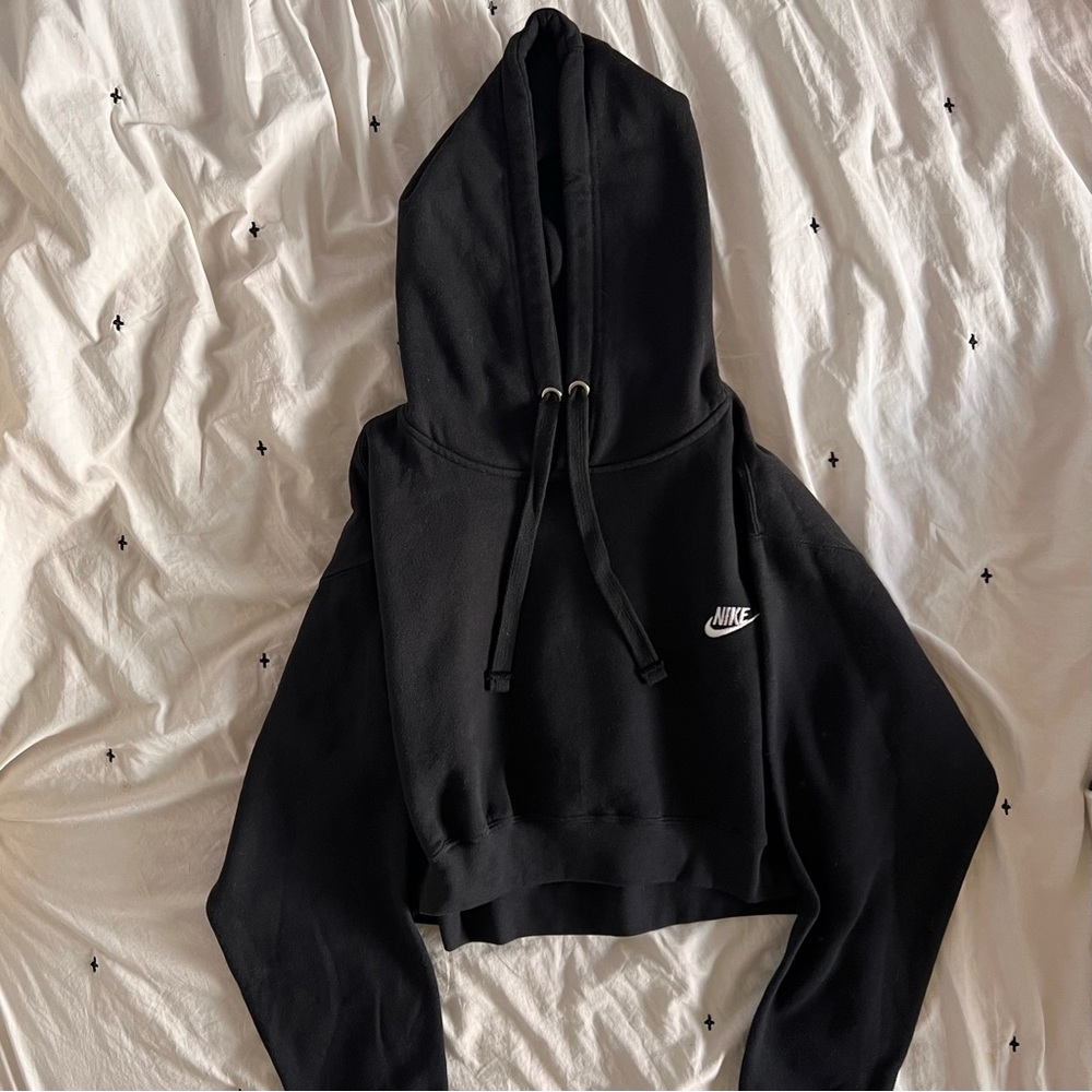 Nike • Cropped Hoodie